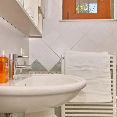 Il Moresine Apartman Roe
